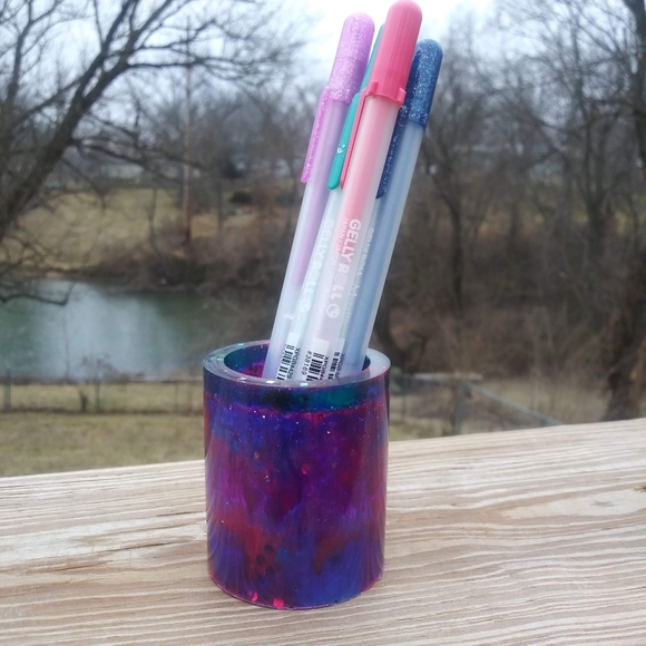 ๐SOLD๐HAND CRAFTED Galaxy Pen Holder Resin Art - Picture 14 of 16